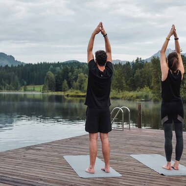 Yoga-See-7-Alpenhotel-Kitzbuehel-Schwarzsee